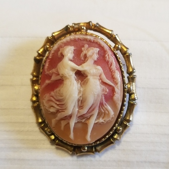 Vintage Ladies Dancers Cameo Gold Tone Brooch